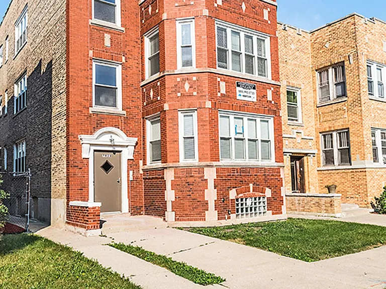 7938 S Hermitage Ave — Photo 10