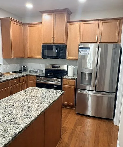 Clear View Dr — Photo 8