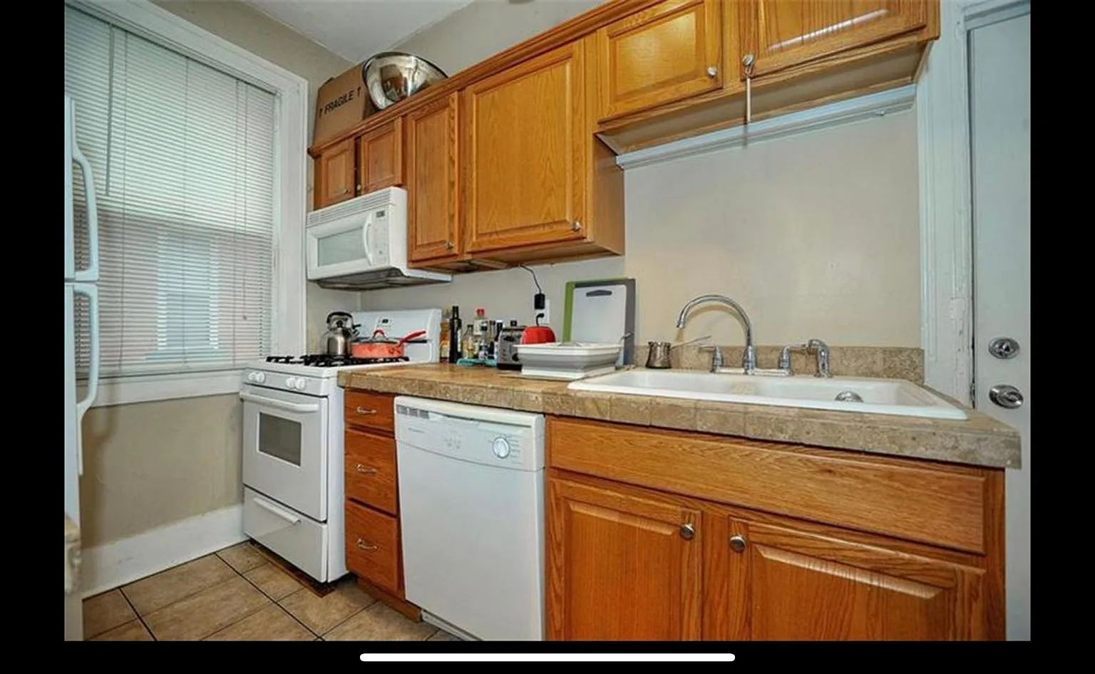 2 bed, 1100 sqft, $1,500 — Photo 4
