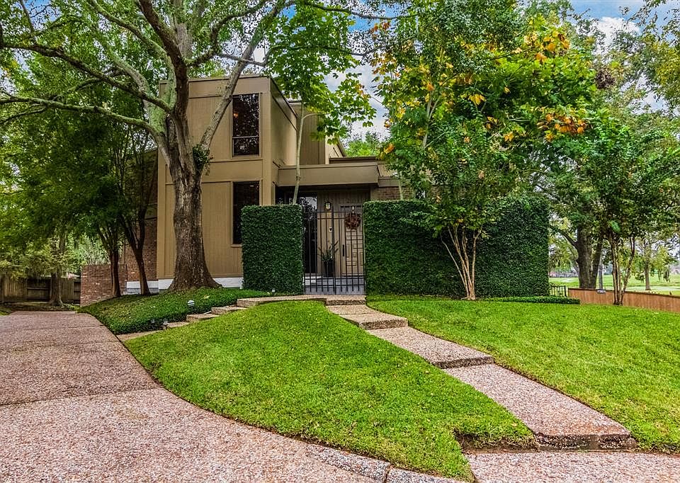 1st image of 2311 Colonial Ct
