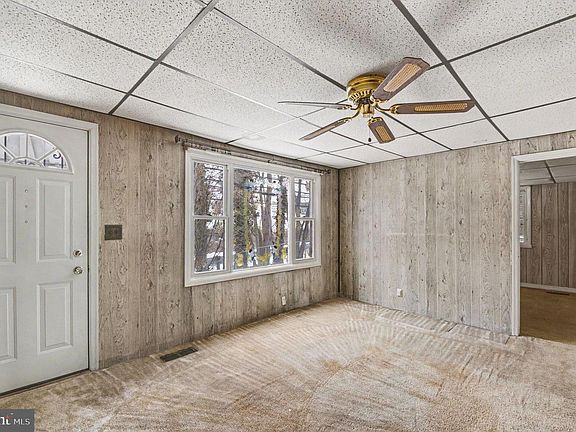 4th image of 1433 Old Philadelphia Rd