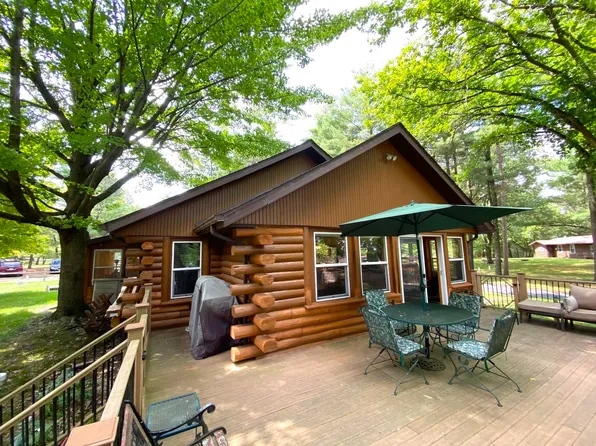 N4003 Oak Ridge Dr, Montello, WI 53949