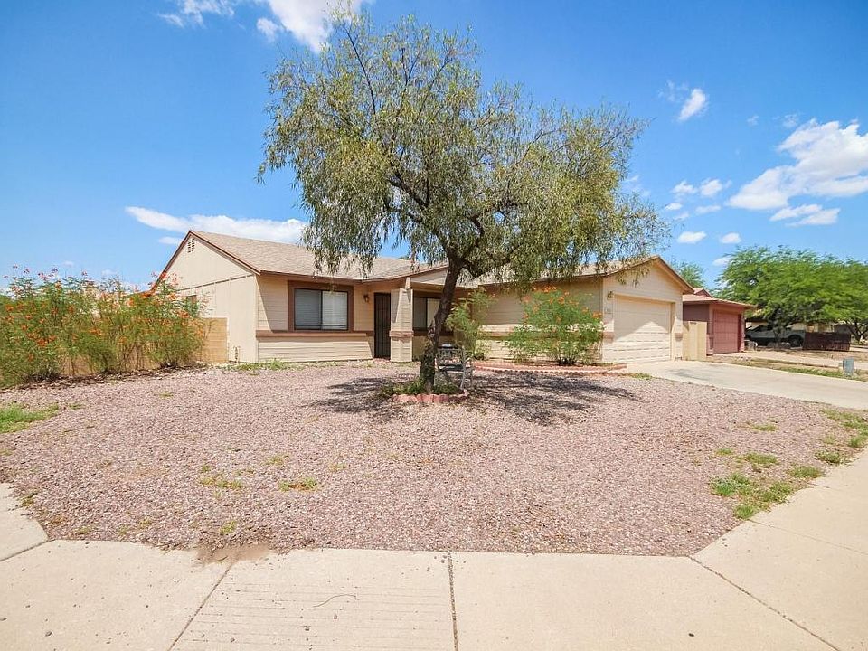 1st image of 1748 W Great Oak Dr