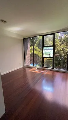 Rented by EXP Realty NYC | media 18