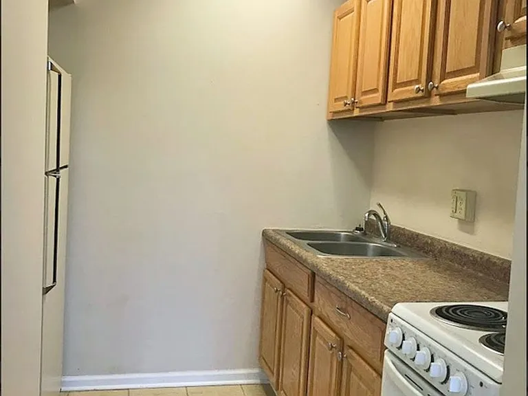 St. Agnes Apartments — Photo 37