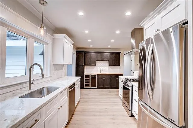 715 Aurora St — Photo 10