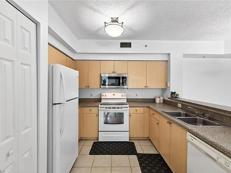 1200 Reserve Way #105 — Photo 10