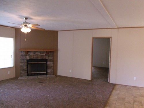 3rd image of 616 E Bolling Ave