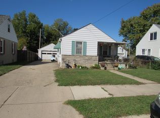 1015 N Burnett Rd, Springfield, OH 45503