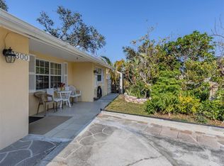 1300 Indus Rd, Venice, FL 34293