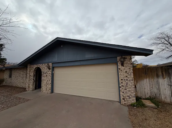 2706 Park Dr, Roswell, NM 88201