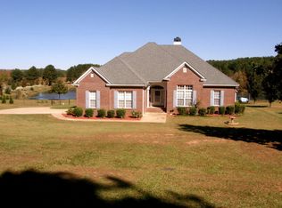546 Meadow Lakes Dr, Pine Mountain, GA 31822