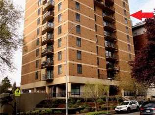 1300 University St APT 9C, Seattle, WA