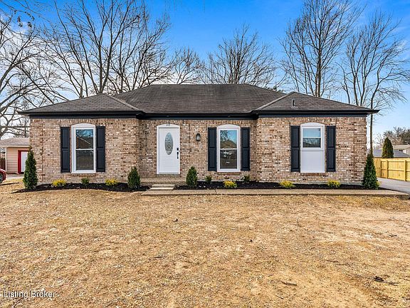 2nd image of 1112 Herr Ln