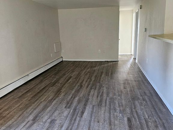 3rd image of 1225 Yosemite St APT 14