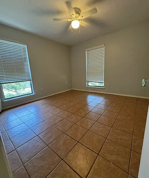 239 Craddock Ave #B — Photo 54