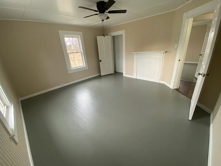 202 E Williams St — Photo 5