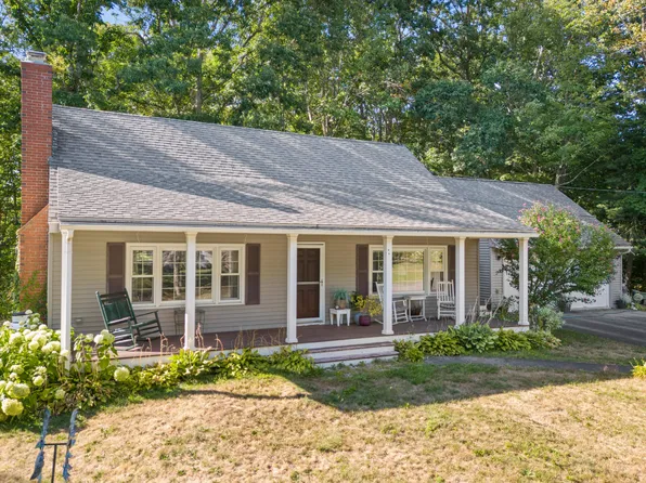 12 George Avenue, Sanford, ME 04073