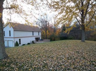 14230 Charm Hill Dr, Sidney, OH 45365
