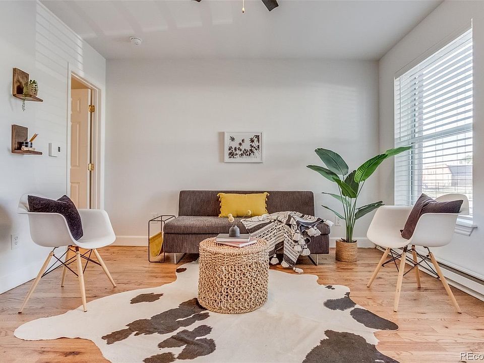 1st image of 2561 Clarkson Street