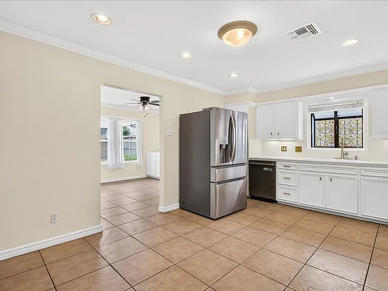 609 Peerman Pl — Photo 12