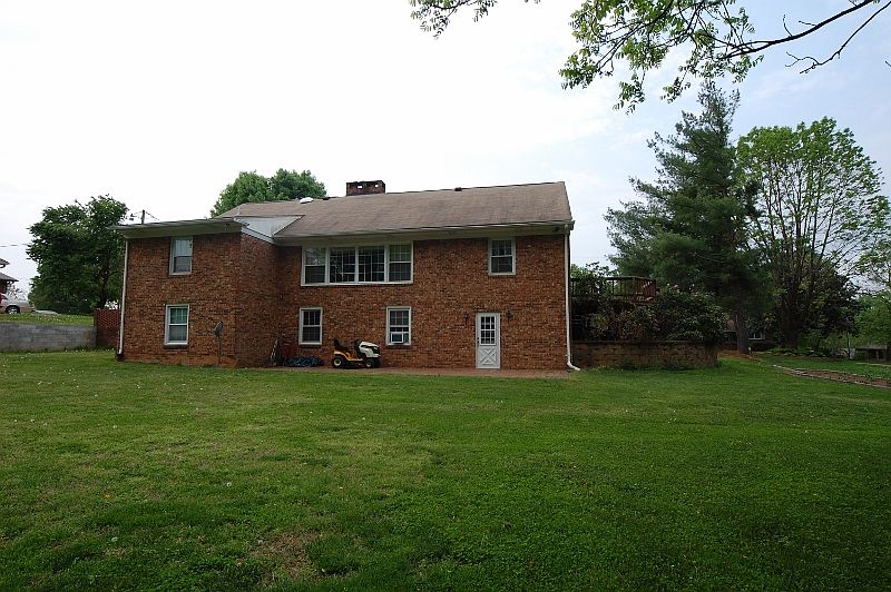 1st image of 1802 Whiteley Pl