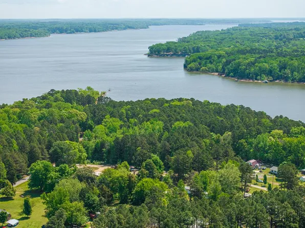 250 Indian Trail Rd, Buffalo Jct, VA 24529