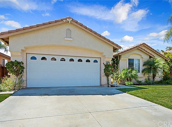 5th image of 24039 Colmar Ln