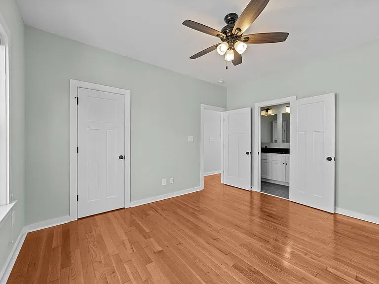 536 E Lenoir St — Photo 16