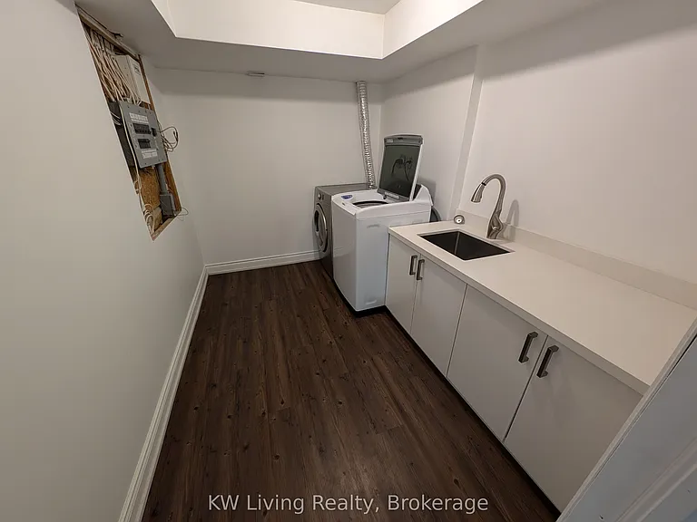 78 Bridlepath St — Photo 7
