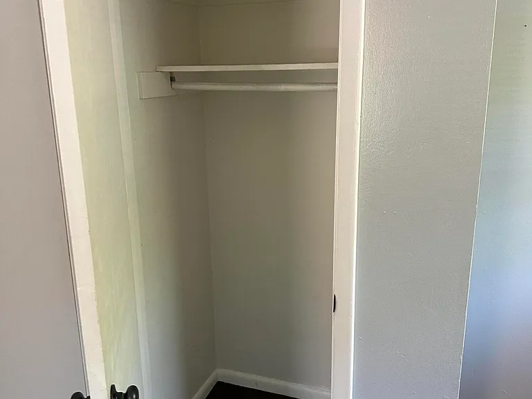 713 Wilkinson Blvd #1 — Photo 36