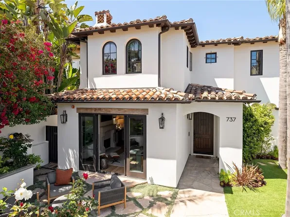 737 35th St, Manhattan Beach, CA 90266