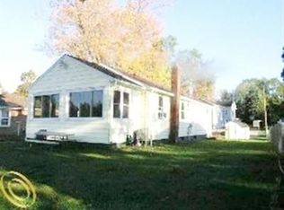 5442 Sandbeach Rd, Grass Lake, MI 49240
