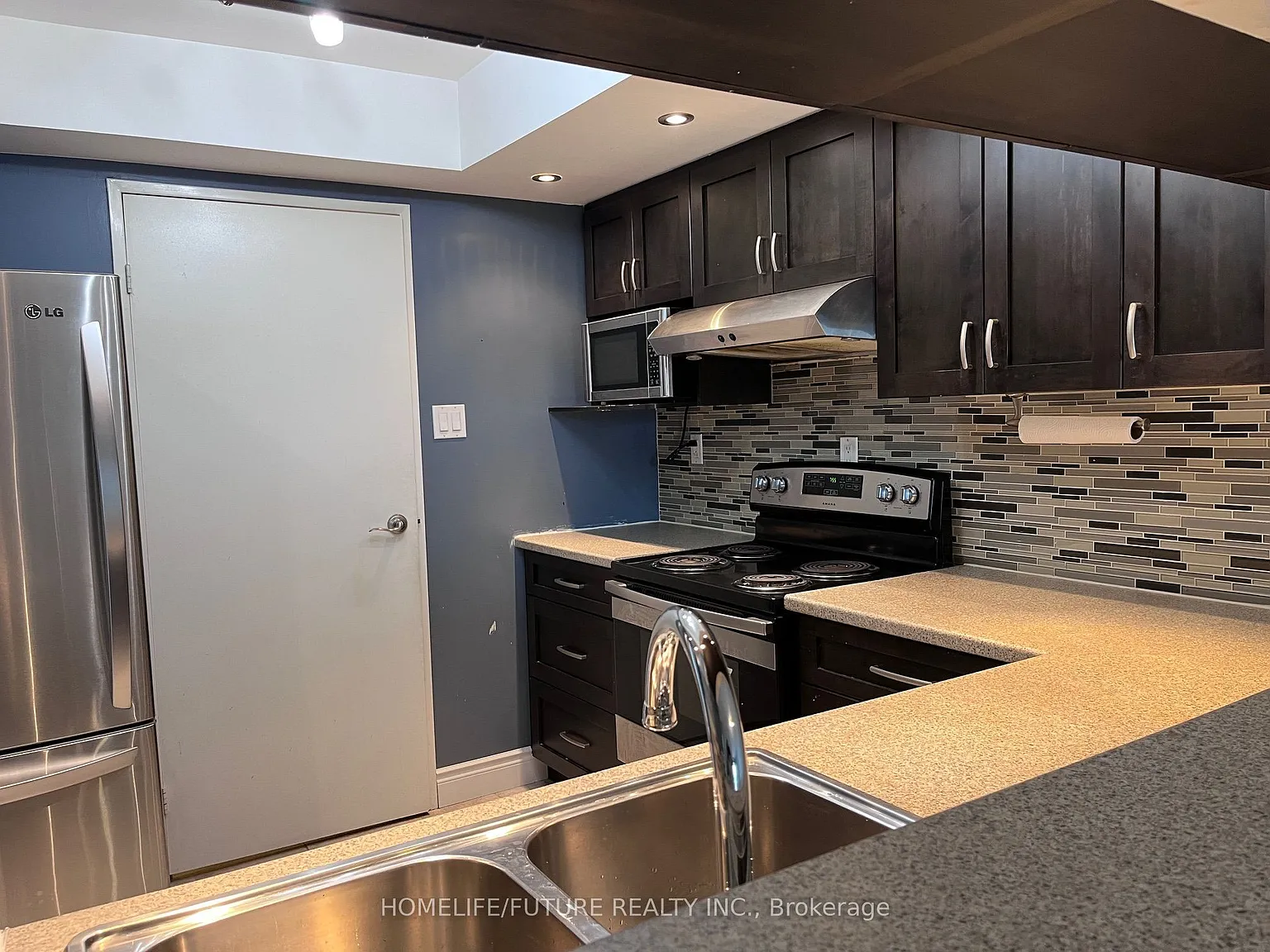 3 bed, $2,850 — Photo 4