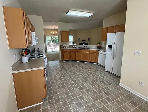 3931 Fountain Village Ln — Photo 7