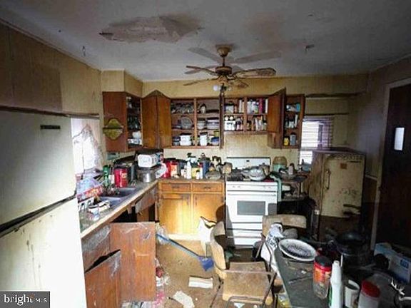 5th image of 139 Spruce Rd