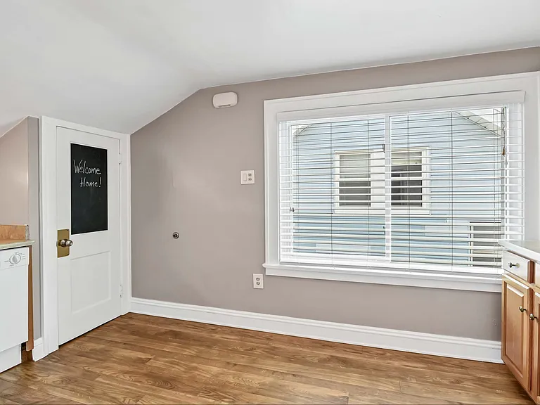 17316 Archdale Ave #3 — Photo 7
