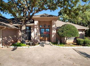 4904 Del Rio Ct, Granbury, TX 76049