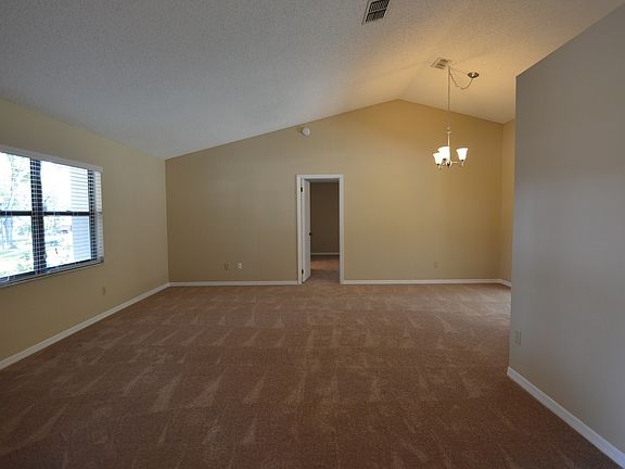 5th image of 5106 Sun Palm Dr