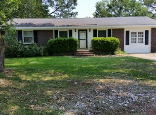 416 Charles Dr, Fort Valley, GA 31030