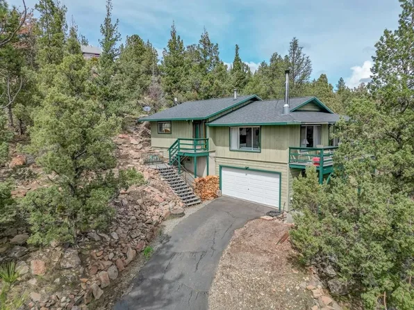 4143 Rainbow Dr, Weed, CA 96094