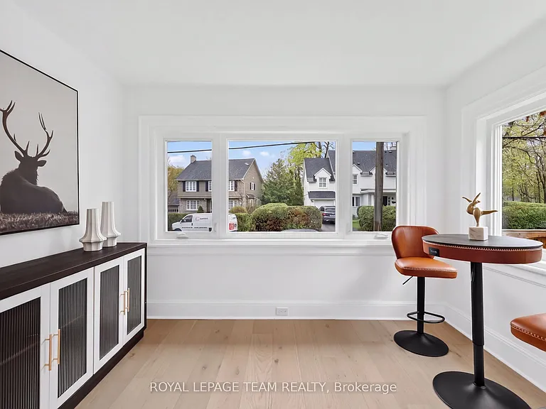 131 Acacia Ave — Photo 8
