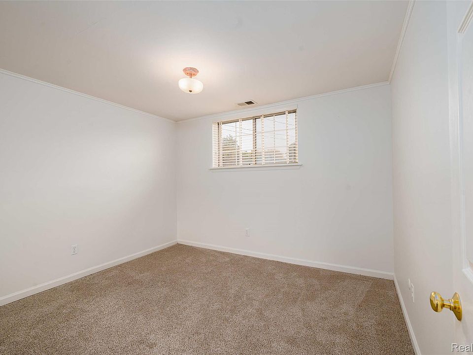 8151 Denwood Dr #l1, photo 6