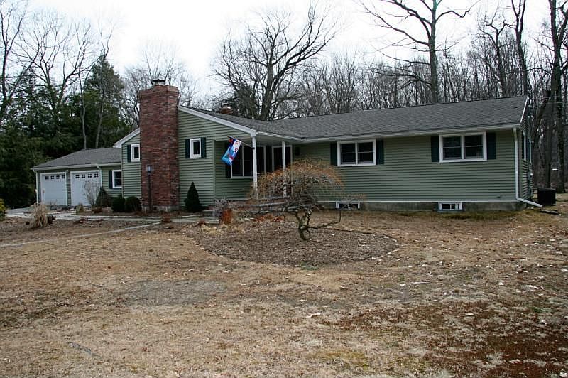1st image of 81 N Valley Dr