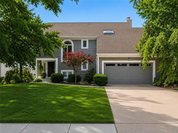 11309 Slater St, Overland Park, KS 66210
