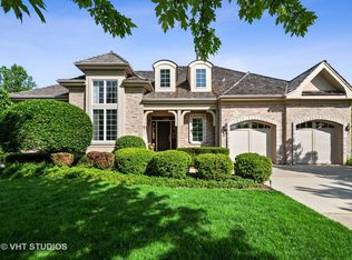 704 Crofton Ct, Inverness, IL 60010