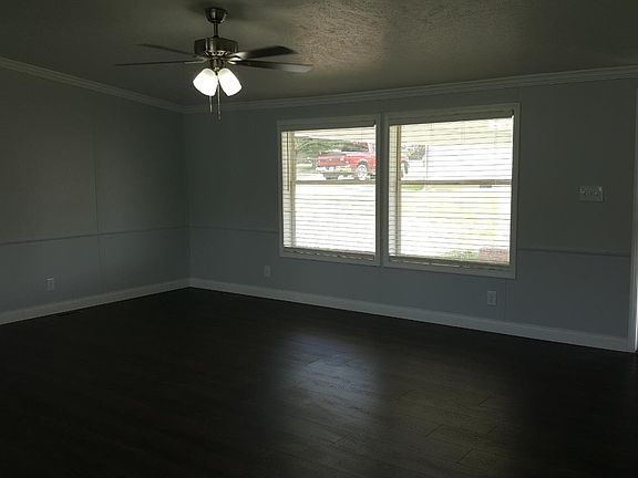 4th image of 104 Derby Dr