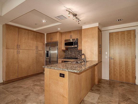 4th image of 7121 E Rancho Vista Dr Unit 2003