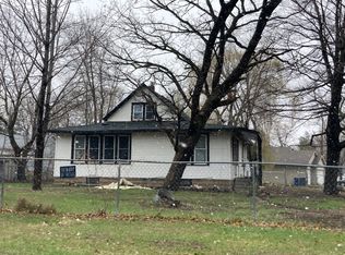 6596 Cedar St, North Branch, MN 55056