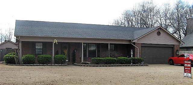 1st image of 1117 Golf Links Dr